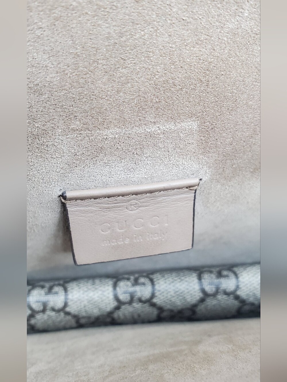 Gucci GG Supreme Small Crystal Shoulder Bag - Picture 14 of 16